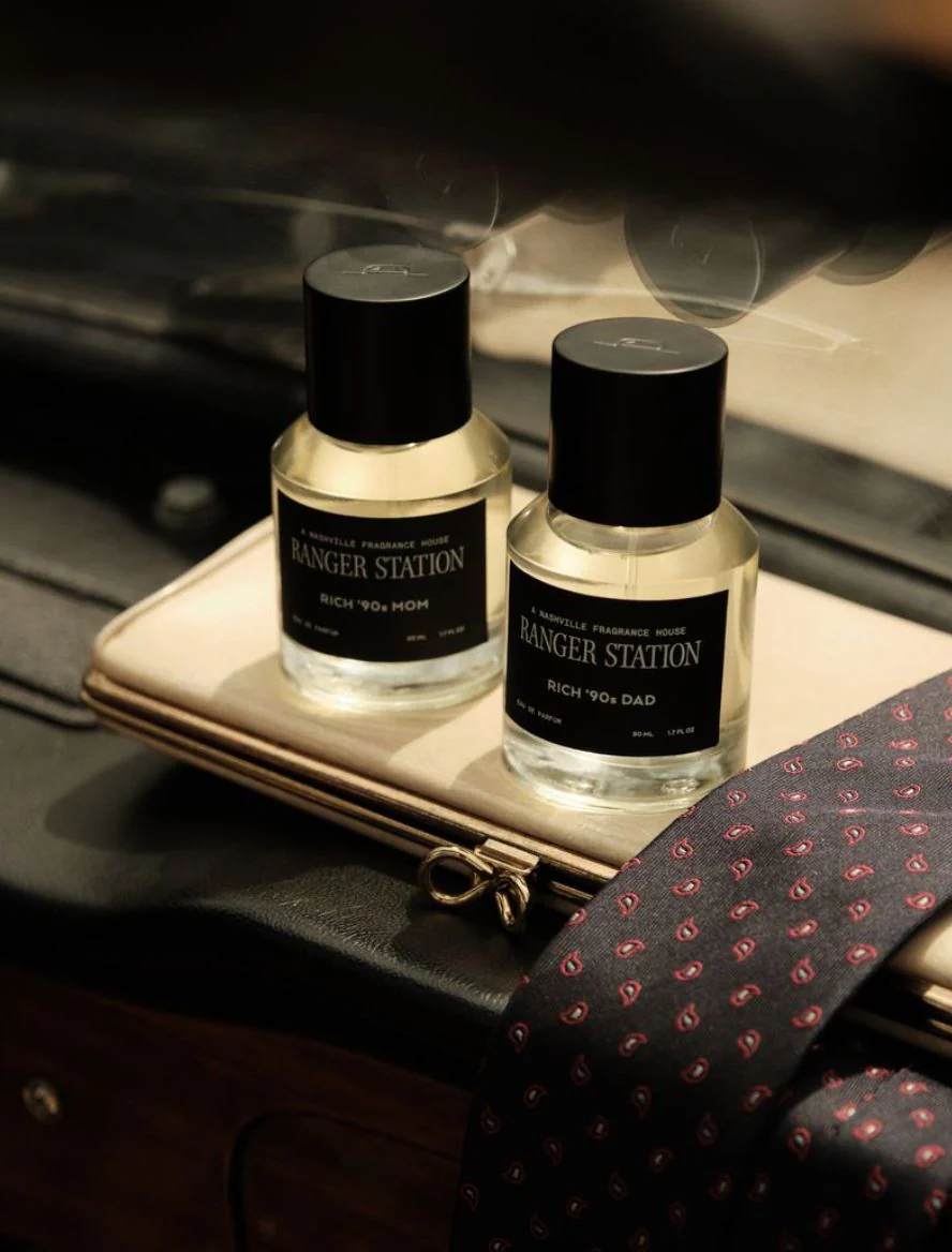 STUDIO RESERVE: RICH '90s MOM PERFUME - Image 6